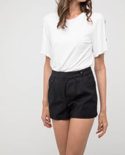Load image into Gallery viewer, ELISE BASIC SHORTS - OSMOSE ONLINE SHOPPING