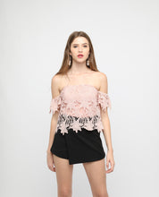 Load image into Gallery viewer, JUBILANCE CROCHET TOP - OSMOSE ONLINE SHOPPING