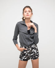 Load image into Gallery viewer, UTILITY CAMO-PRINT SHORTS - OSMOSE ONLINE SHOPPING