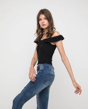 Load image into Gallery viewer, SHEILA CROSSOVER KNIT TOP - OSMOSE ONLINE SHOPPING