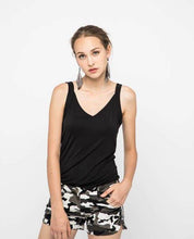 Load image into Gallery viewer, CAMO LOW WAISTED SHORTS - OSMOSE ONLINE SHOPPING