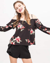 Load image into Gallery viewer, SIDE RUFFLE SHORTS - OSMOSE ONLINE SHOPPING